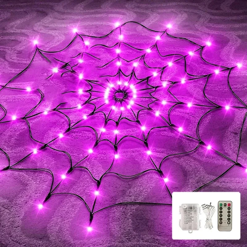 Gros plan sur la toile d'araignée à 70 LED